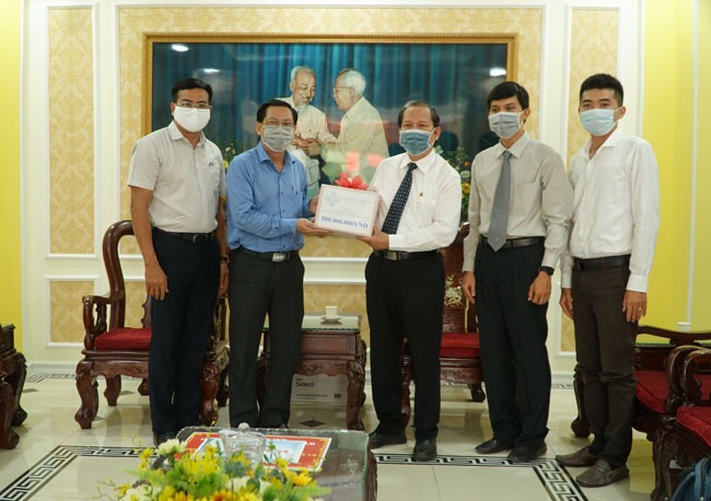 Dao_Tin_Lanh_chung_tay_phong__chong_dich_Covid_19