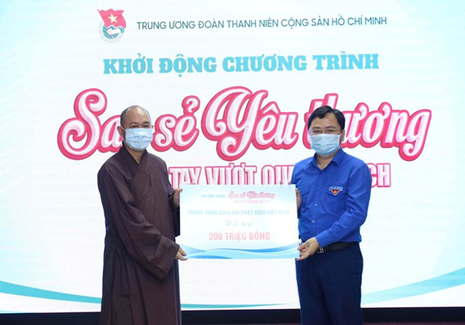Giao_hoi_Phat_giao_Viet_Nam_ho_tro_200_trieu_cho_hoc_sinh_dan_toc_thieu_so