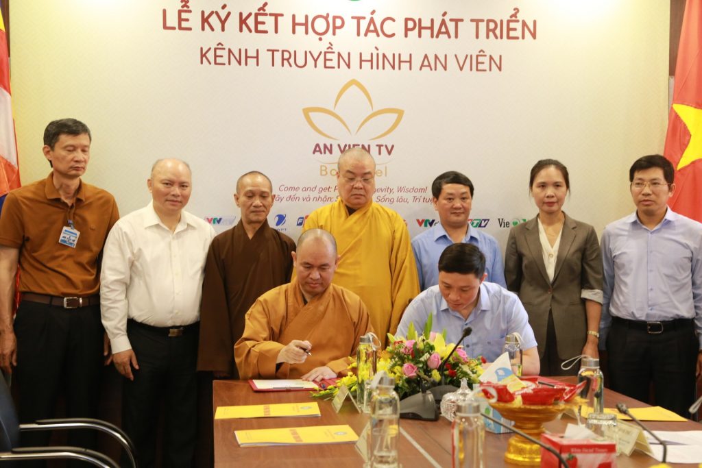 Giao_hoi_Phat_giao_Viet_Nam_tiep_quan_kenh_Truyen_hinh_An_Vien