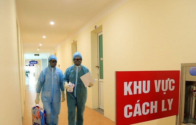 Cach_ly_12_nguoi_tai_Ha_Noi_lien_quan_co_gai_phat_hien_duong_tinh_SARS_CoV_2_khi_sang_Phap