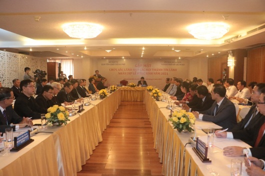 hinh-anh-cuoc-gap-mat-cua-thu-truong-bo-noi-vu-vu-chien-thang-voi-chuc-sac-lanh-dao-cac-hoi-thanh-tin-lanh-dip-le-phuc-sinh-2021