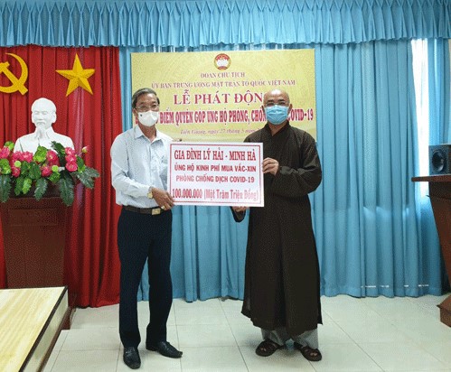 niem-phat-duong-lien-hoa-ung-ho-mua-vac-xin-phong-chong-covid-19