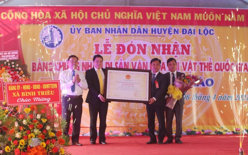 le-hoi-ba-phuong-chao-don-bang-chung-nhan-di-san-van-hoa-phi-vat-the-quoc-gia