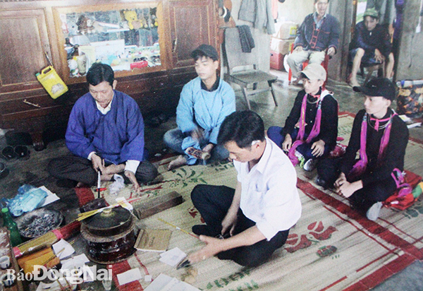 doc-dao-phong-tuc-tap-quan-cac-dan-toc-thieu-so-o-dong-nai