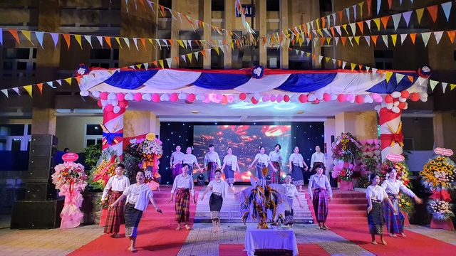 luu-hoc-sinh-lao-tai-thai-nguyen-ha-tinh-hue-vui-don-tet-bunpimay