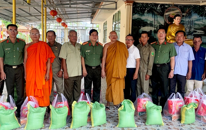 tay-nam-bo-phat-huy-vai-tro-nguoi-co-uy-tin-de-bao-dam-an-ninh-trat-tu