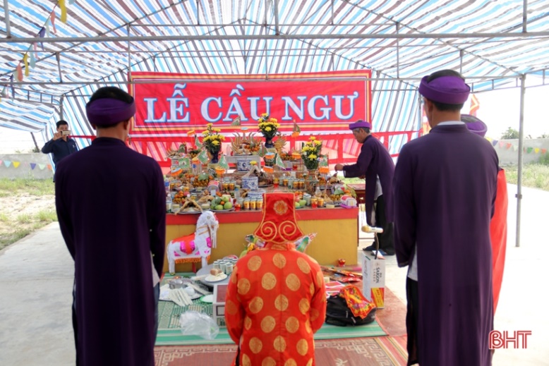 kham-pha-le-cau-ngu-cua-lang-chai-ven-bien-ha-tinh