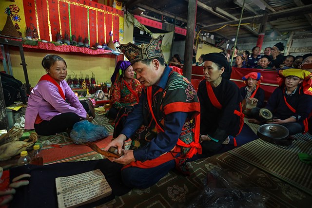 doc-dao-le-cap-sac-then-12-den-cua-nguoi-nung-o-cao-bang