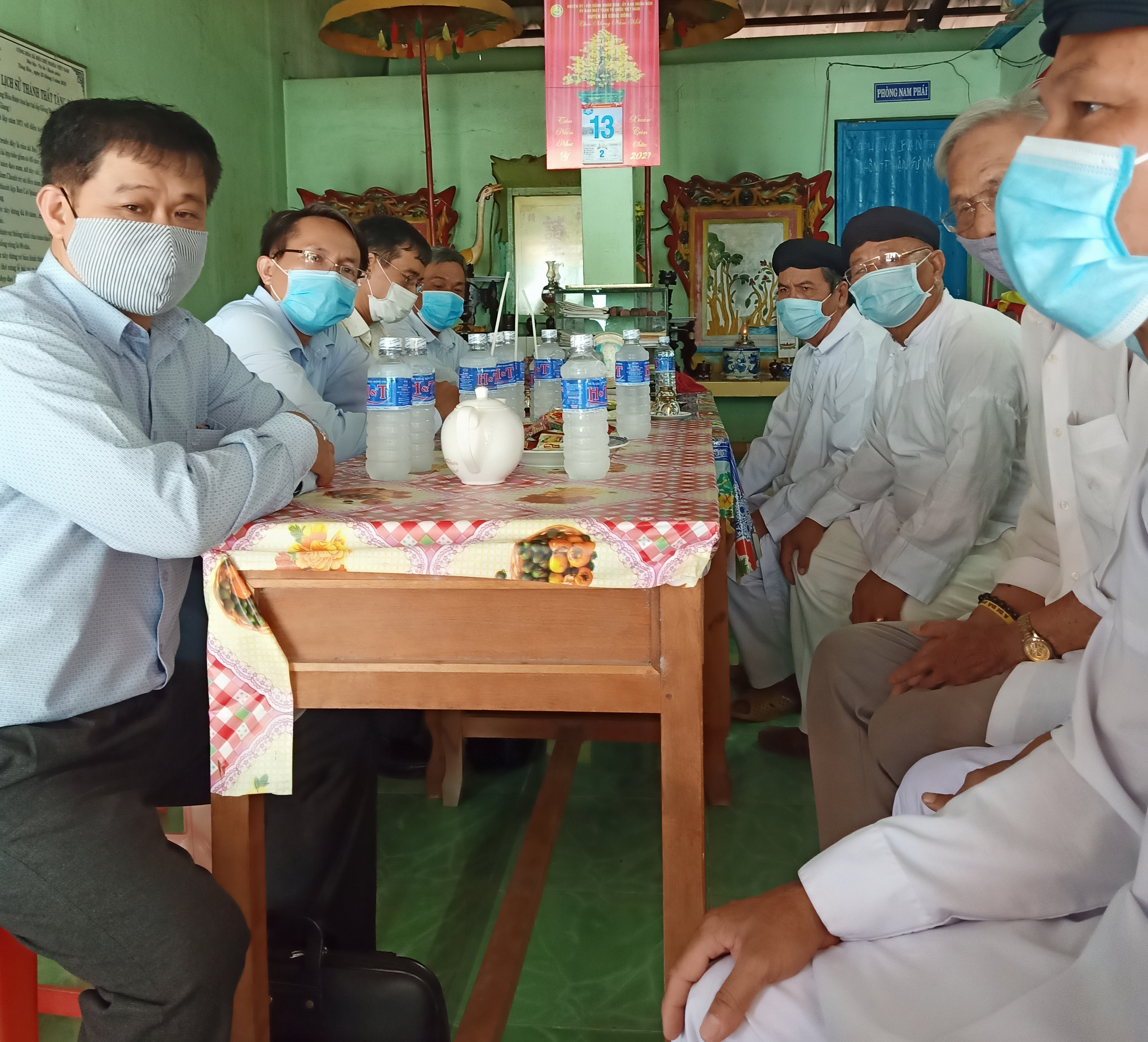 ban-ton-giao-tinh-tien-giang-tham-cac-ho-dao-cao-dai-tay-ninh-keu-goi-tang-cuong-phong-chong-covid-19-va-tham-gia-bau-cu