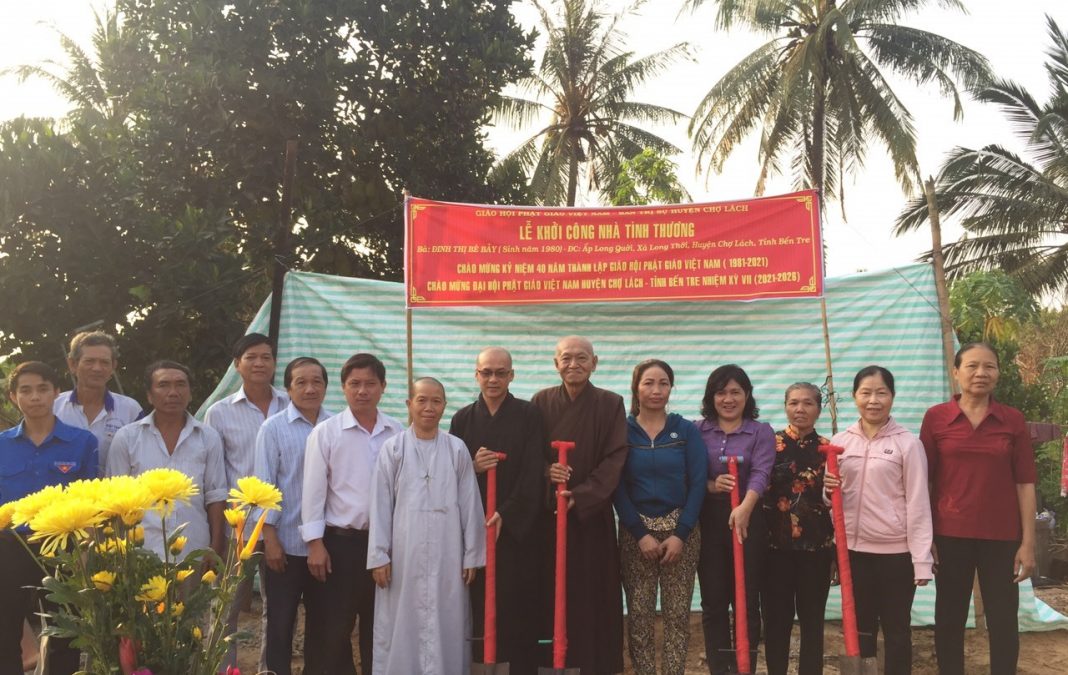 ban-tri-su-giao-hoi-phat-giao-huyen-cho-lach-tinh-ben-tre-to-chuc-le-khoi-cong-xay-dung-nha-tinh-thuong-cho-ho-ngheo