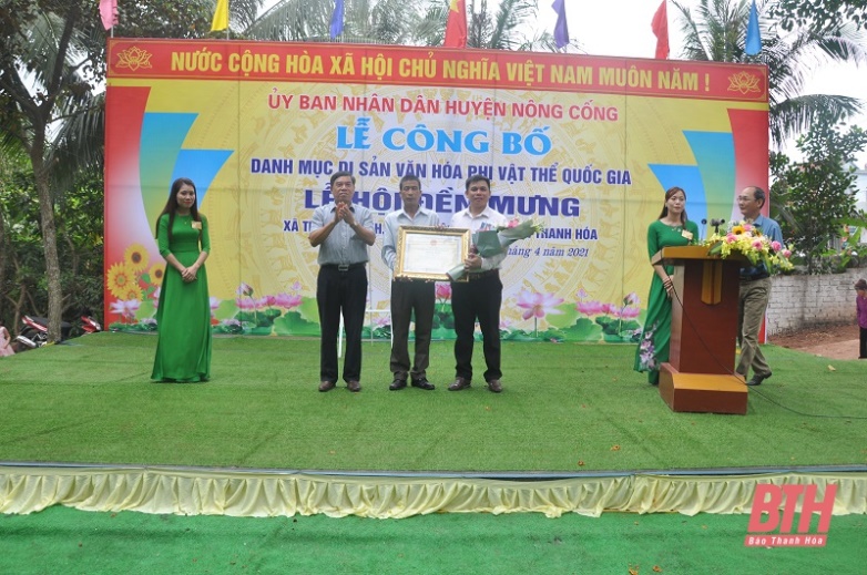 thanh-hoa-cong-bo-danh-muc-di-san-van-hoa-phi-vat-the-quoc-gia-le-hoi-den-mung