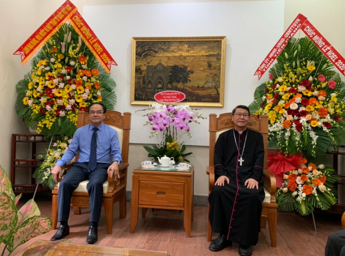 thu-truong-bo-noi-vu-vu-chien-thang-tham-va-chuc-mung-giang-sinh-2020-tai-toa-giam-muc-giao-phan-my-tho