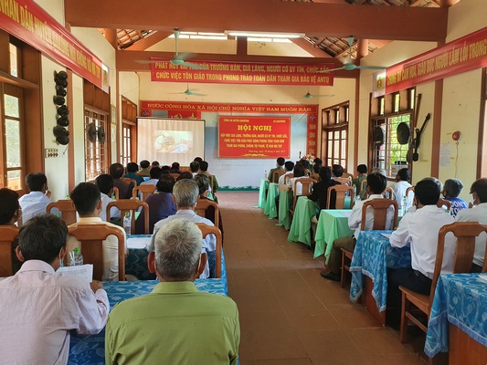hoi-nghi-gap-mat-gia-lang-truong-ban-nguoi-co-uy-tin-chuc-sac-chuc-viec-ton-giao-huyen-dakrong-tinh-quang-tri
