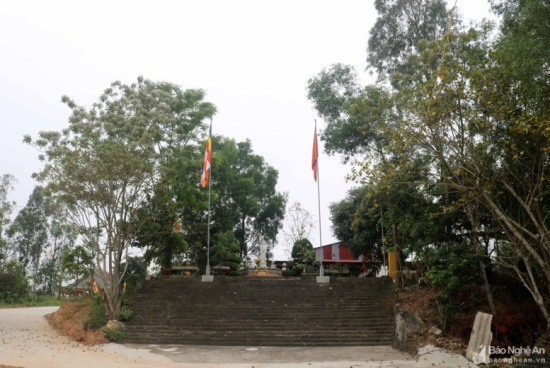 dac-sac-nhung-pho-tuong-co-o-ngoi-chua-hang-tram-nam-tuoi