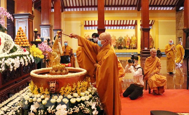 dai-le-phat-dan-tang-ni-tphcm-xet-nghiem-covid-19-truoc-khi-hanh-le