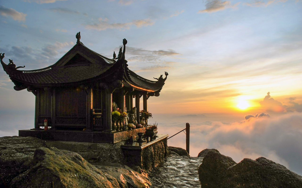 phat-song-phim-phong-su-tai-lieu-phat-giao-thien-mon-linh-thieng-su-viet