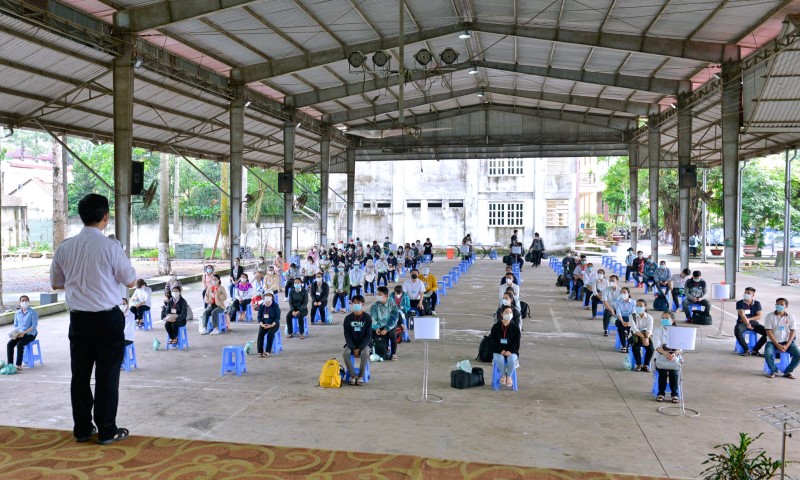 giao-phan-xuan-loc-thien-nguyen-vien-dot-3-len-duong-tham-gia-phong-chong-dich-covid-19